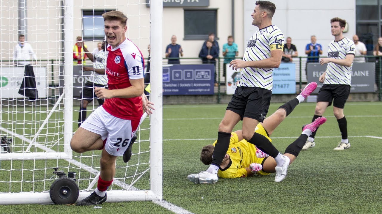 Dorking Wanderers 2-1 Farnham Town | Match Highlights