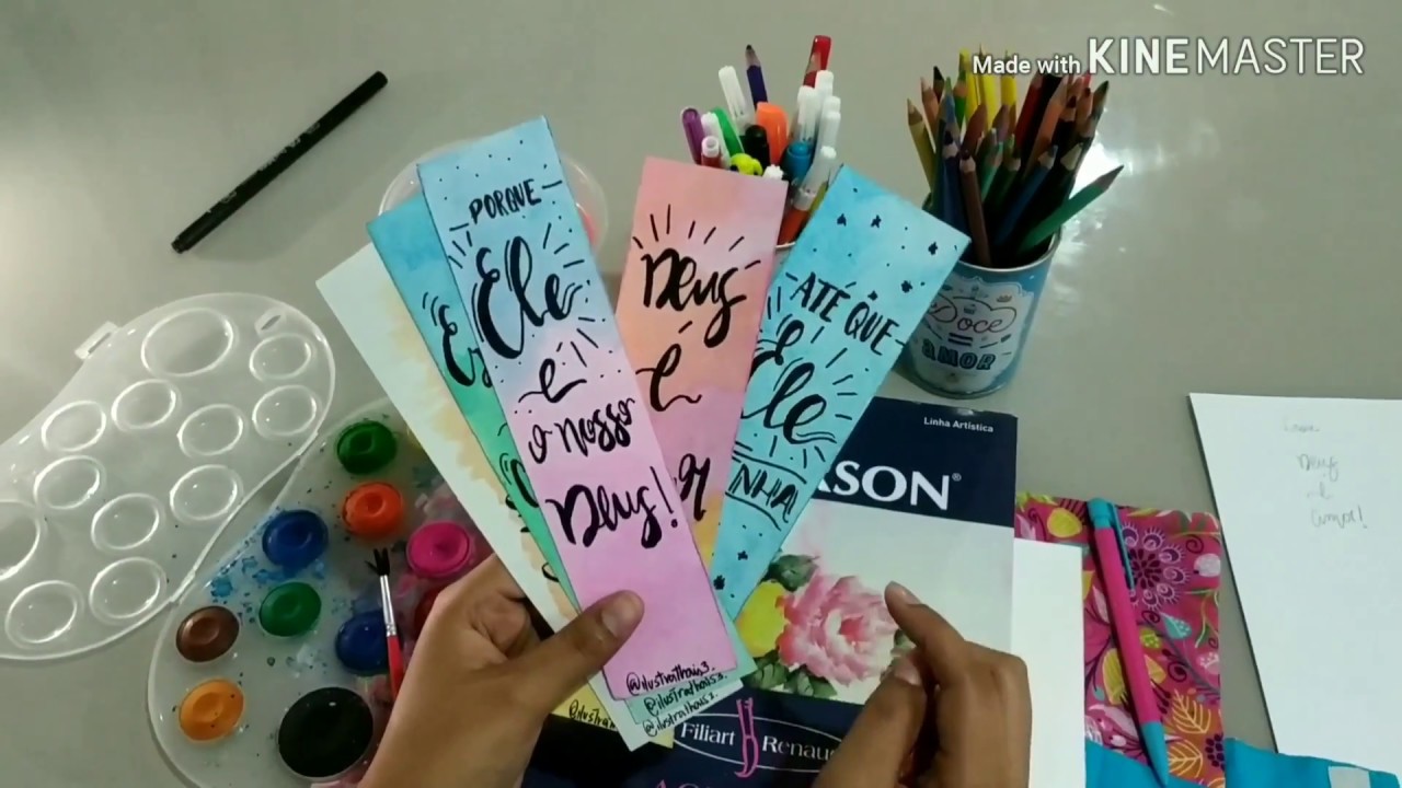 Aprenda a fazer um marcador de livro personalizado.