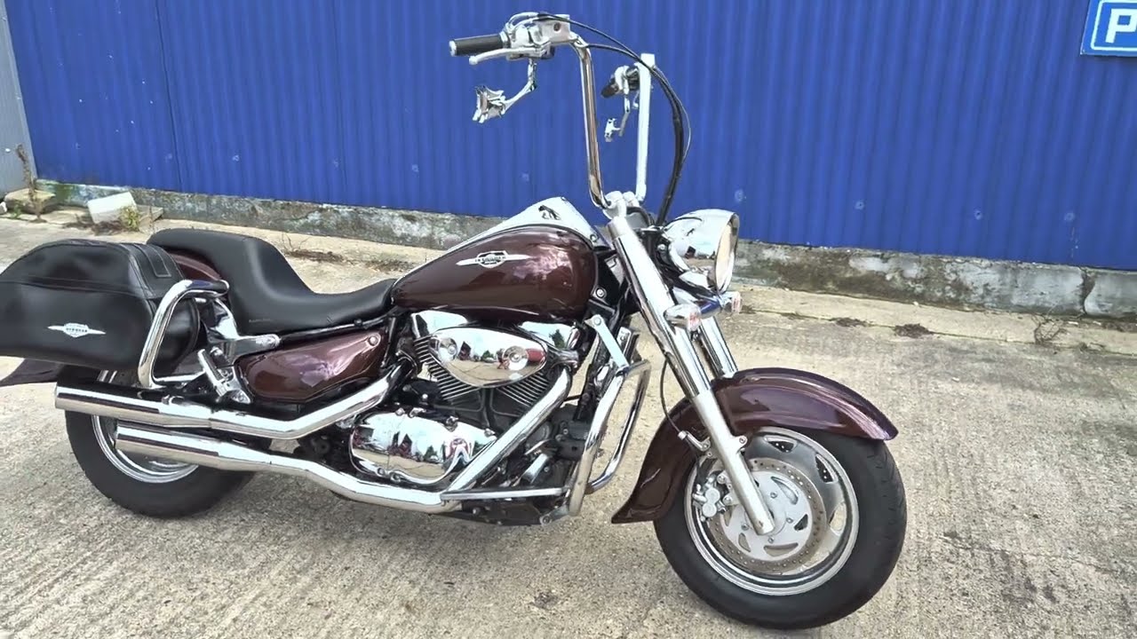 Suzuki VL 1500 Intruder Prezentacja motocykla z 2005 roku