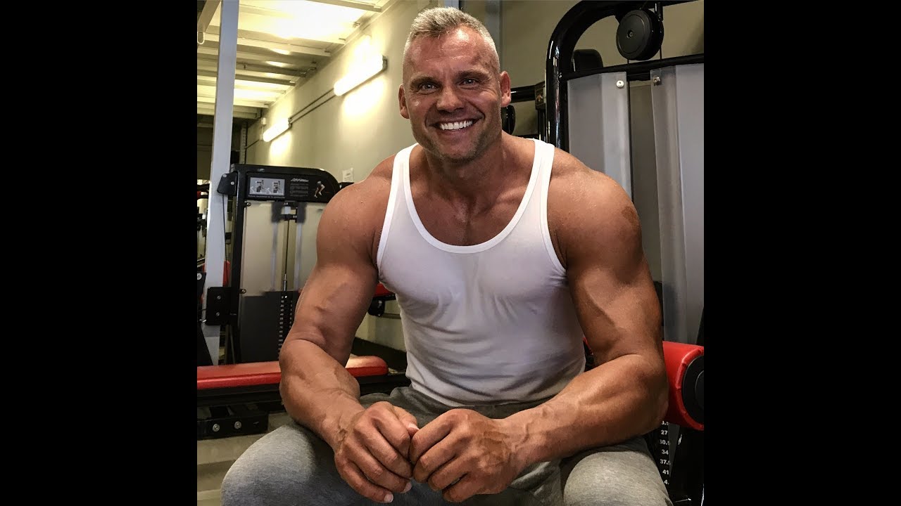 Trenink Ramen (15.7.2017) aneb Jak kvalitne znicit ramena - Martin Mester IFBB PRO