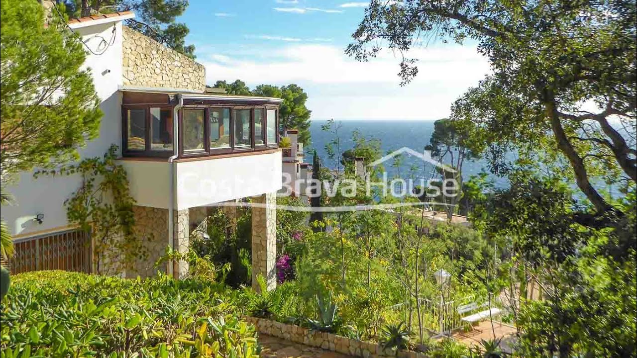 Villa en Calella Palafrugell con vistas al mar y piscina, a solo 5 min de playa Golfet | Ref 3057V