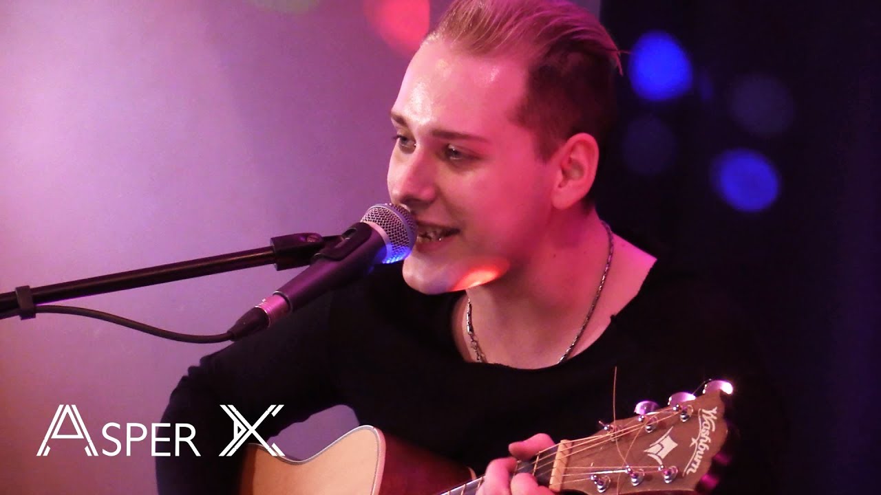 Тим Эрна (Asper X) - Картонная (ДР. Акустика в Travel Cafe 27.05.2017)