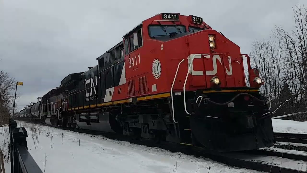 Canadian National 368 eastbound at Prescott, Ontario. February 14, 2026.