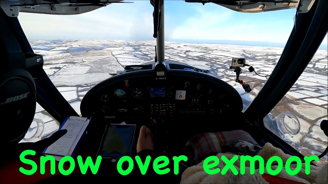 Winter Flying C42 microlight. Ikarus C42