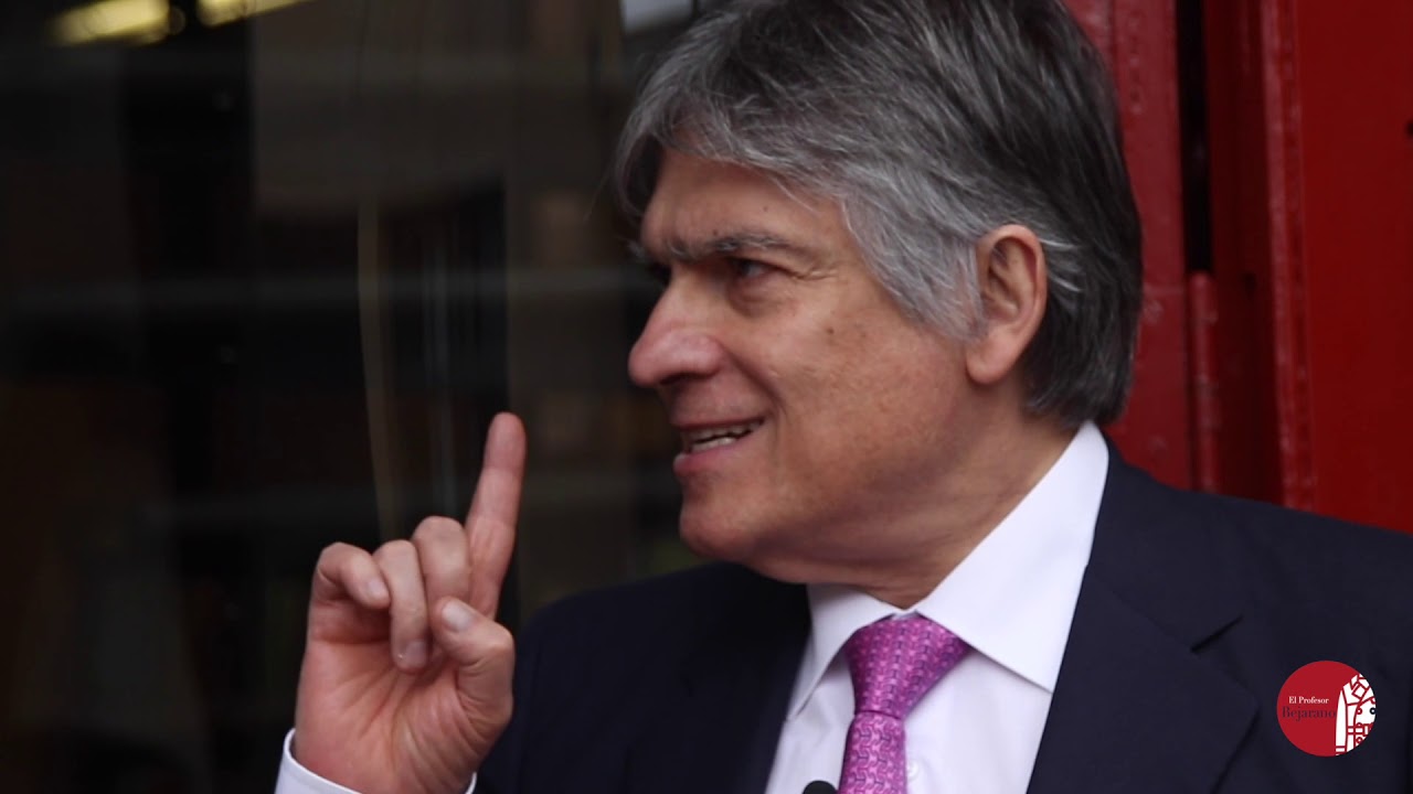 El #ProfesorBejarano el ateo y Los Andes.