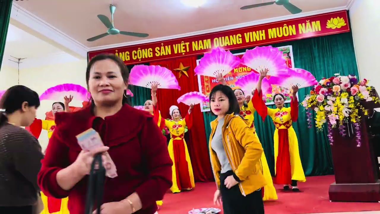 Clb văn nghệ Xuân giang hát mừng thọ các cụ Xuân Bính ngọ 2026