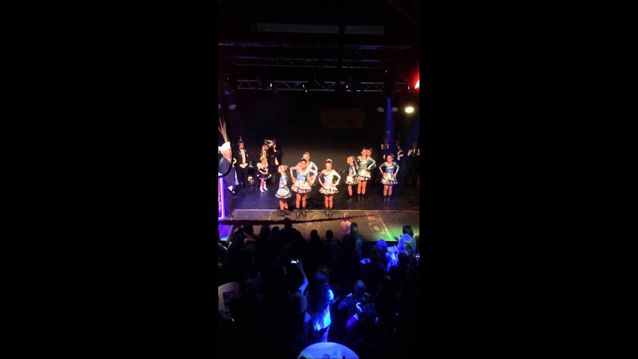 Dansgarde 2015 - KV de Tuuters- nieuwe dansje!