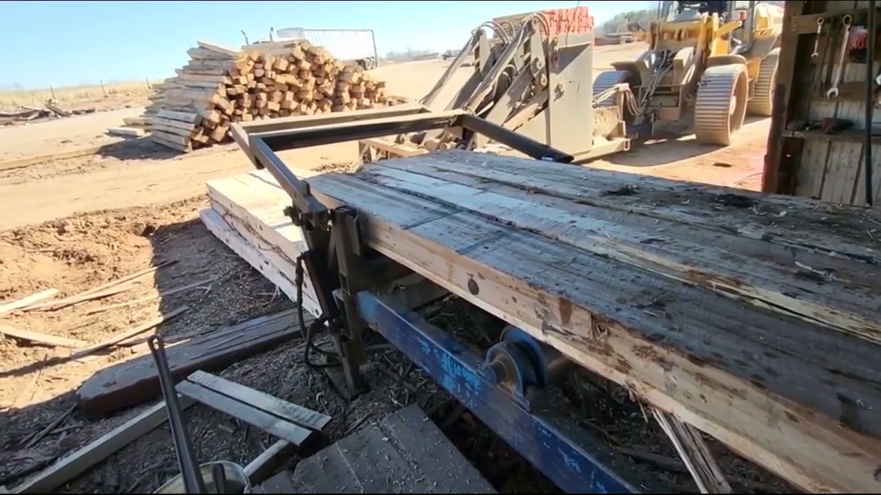 CUSTOM MADE CRANE MAT DRILLING MACHINE  For Sale