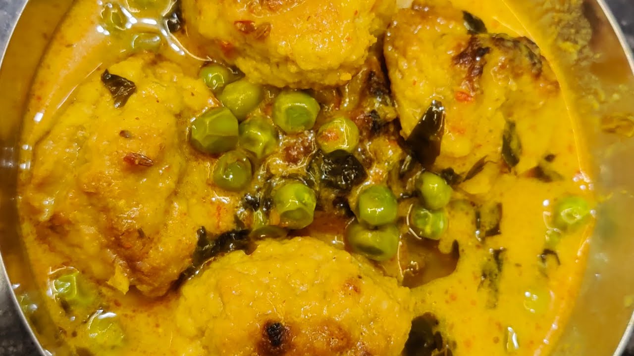 Kaddu badi or matar khatta, bhut hi jaldi banne wali chhattisgarh ki bhut hi testy sabji@simmi2905
