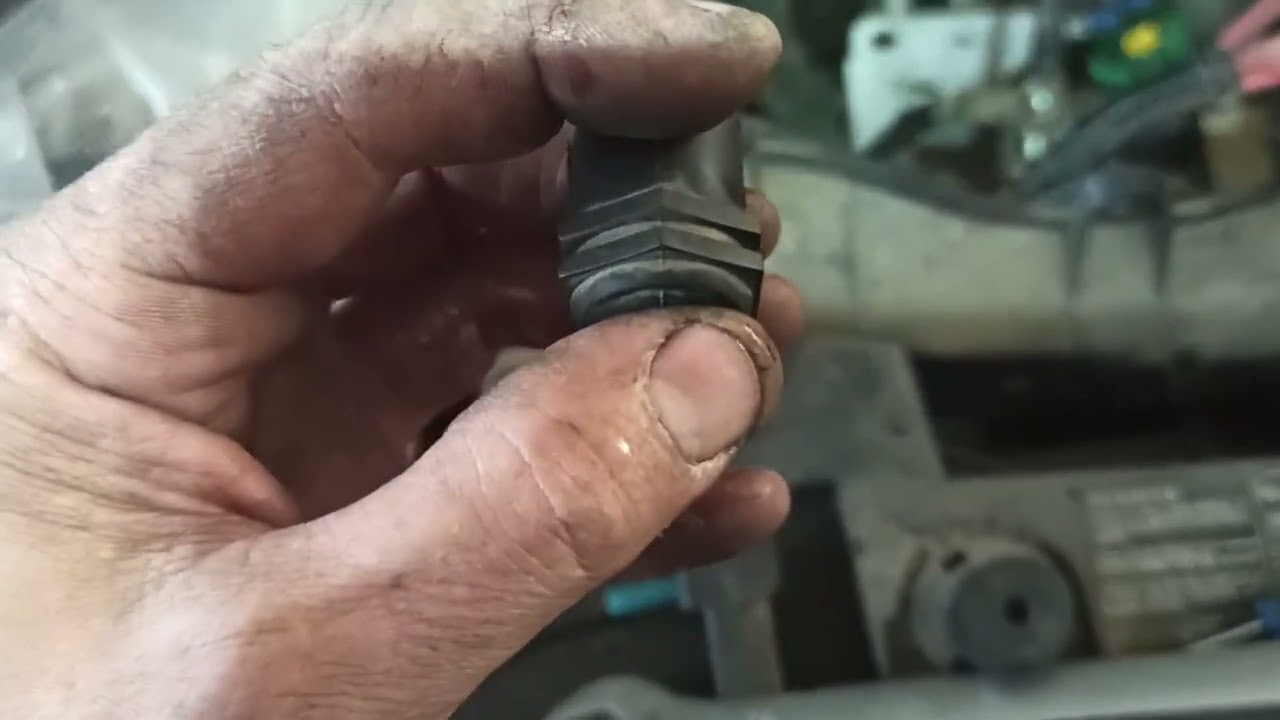 renault kangoo замена главного цилиндра сцепления