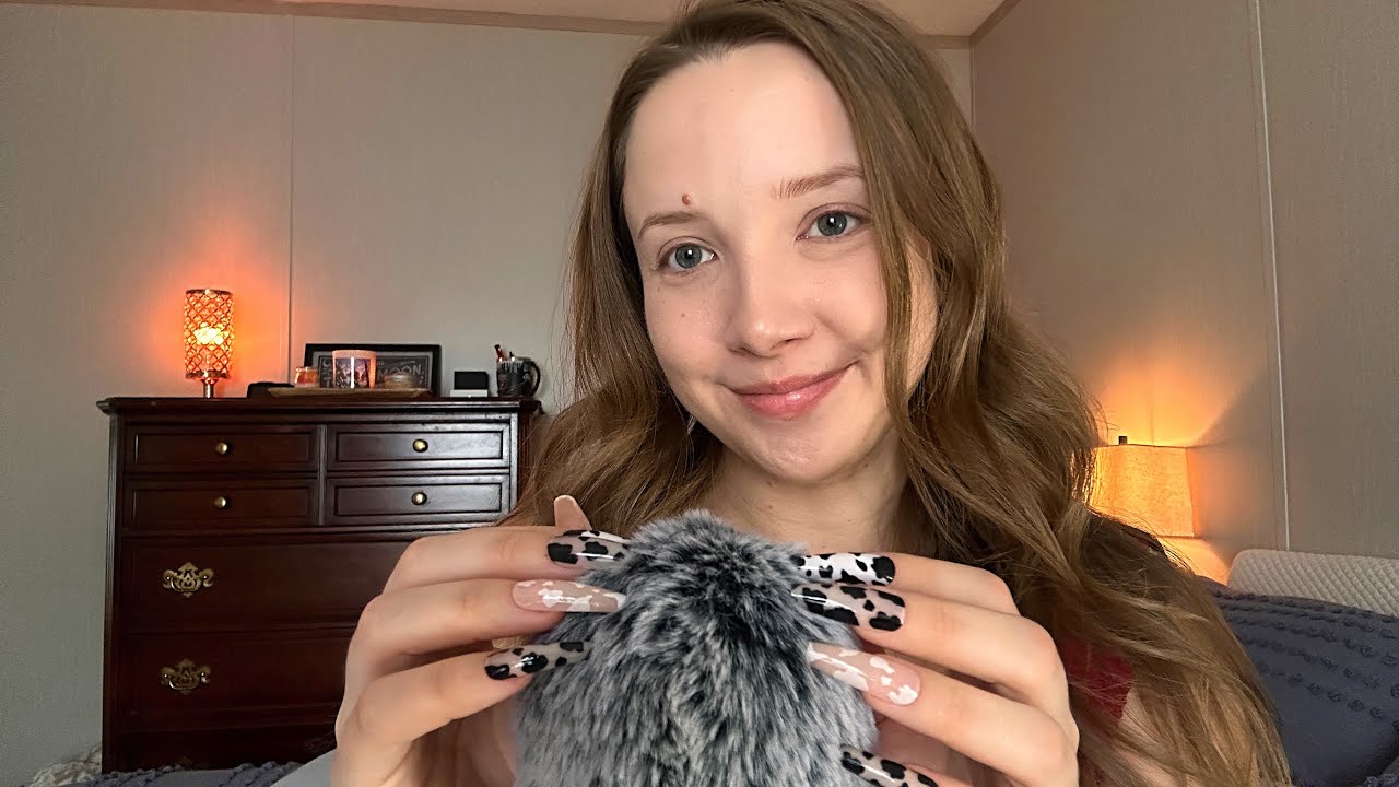 ASMR | WHISPERING & GENTLE MIC FLUFFING✨rambling about life - let’s catch up!✨