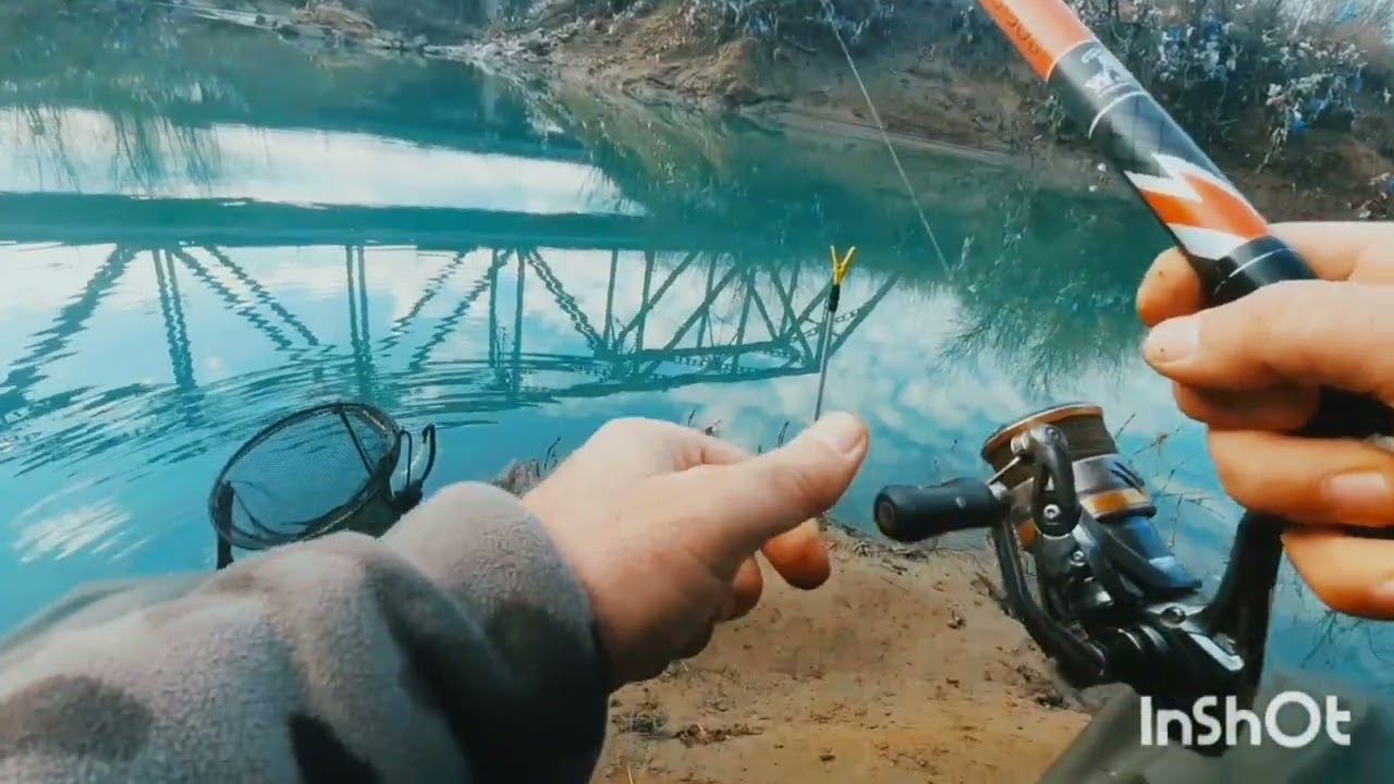 თევზაობა ტივტივით მდინარეზე..
