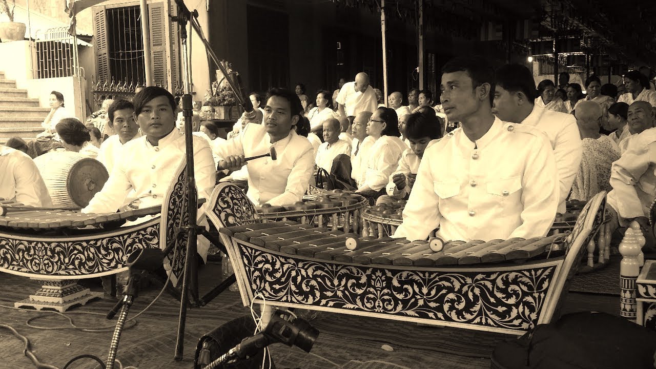 Musical instruments of Cambodia - Khmer Traditional Music Pinpeat - 029