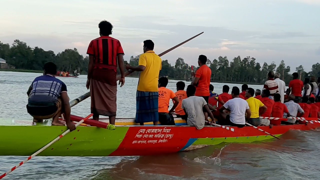 ঐতিহ্যবাহী নৌকা বাইচ /আলোকদিয়া,নাগরপুর;টাঙ্গাইল।