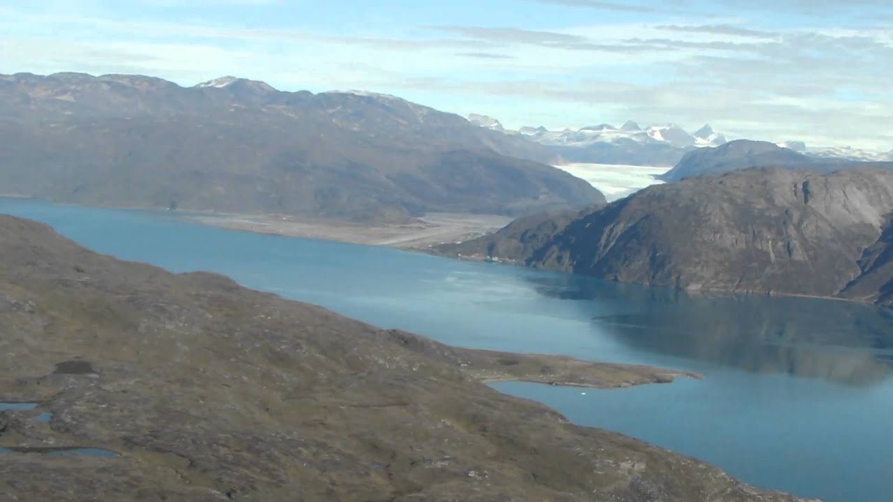 VLJ Embraer Phenom 100 Landing at Narsarsuaq Airport in Greenland (BGBW) - JetQuik