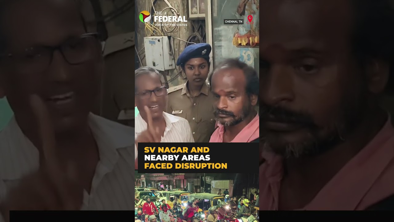Chennai residents block Ambattur road over power outage | #shorts