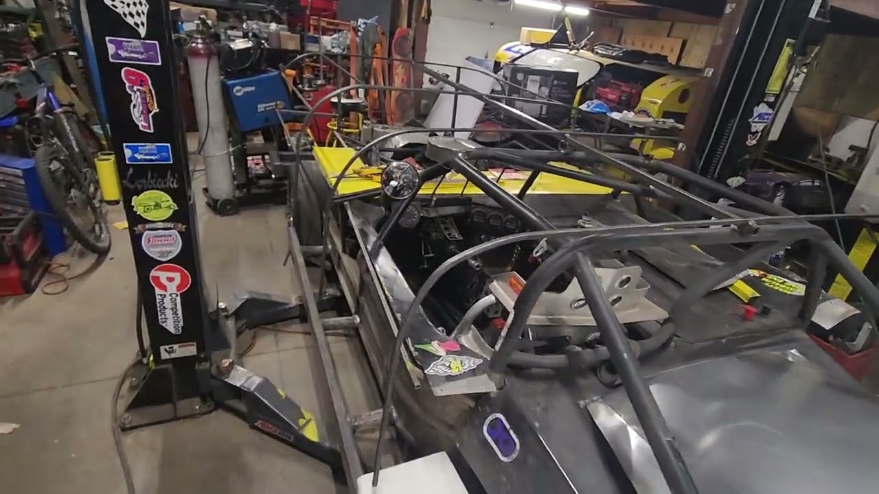 THE NEW BACKWARDS BUS!!!!  COMING SOON TO SLINGER SUPER SPEEDWAY!!!