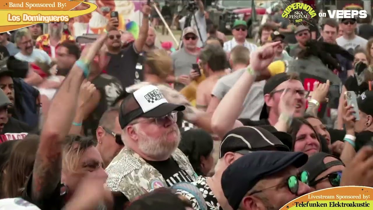 8 Kalacas performing Chorizo Federal at the 2025 Supernova Ska Festival