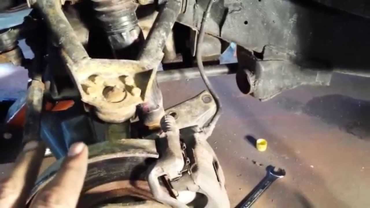 Strut Rod Bushing - Nissan Pathfinder