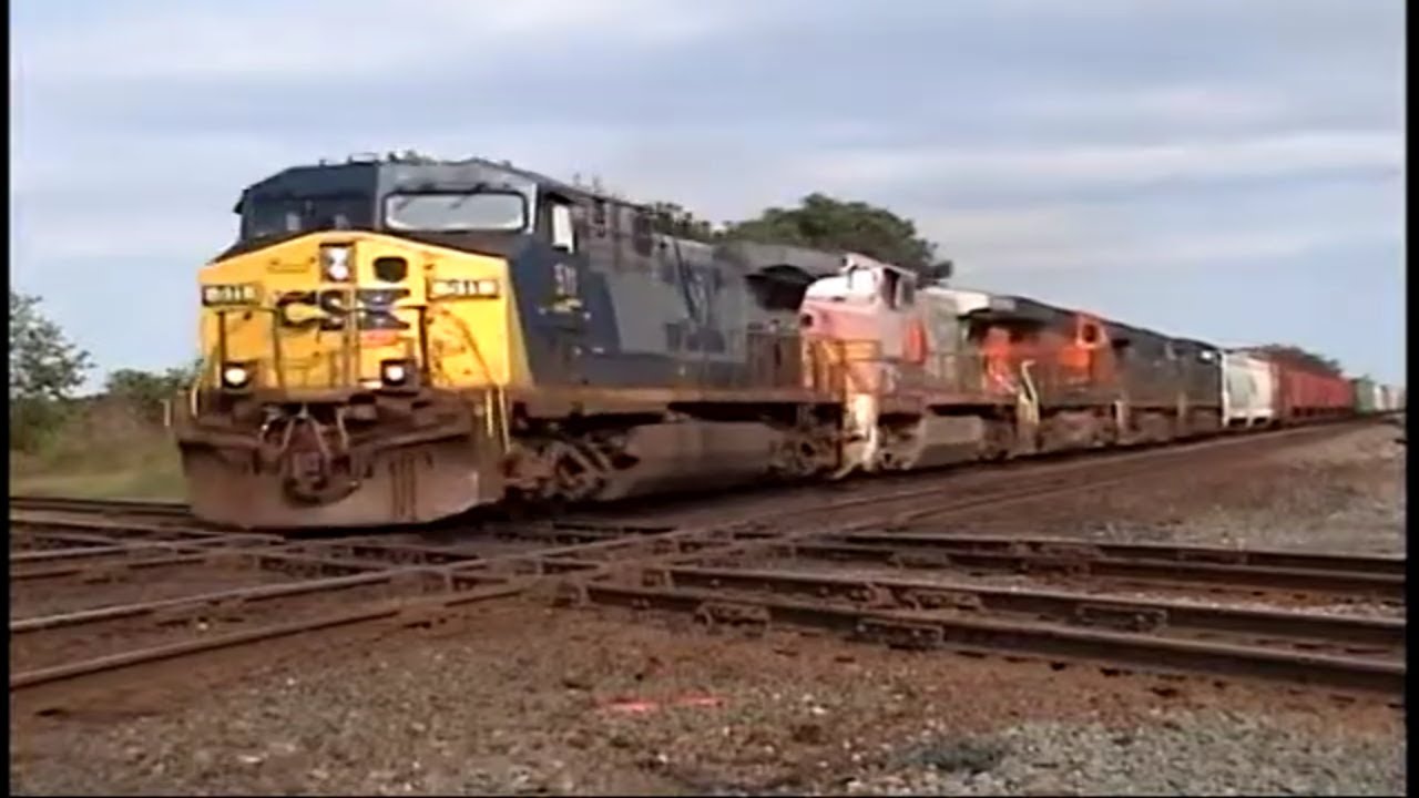 Colorful CSX loco mix at Wellsboro, IN