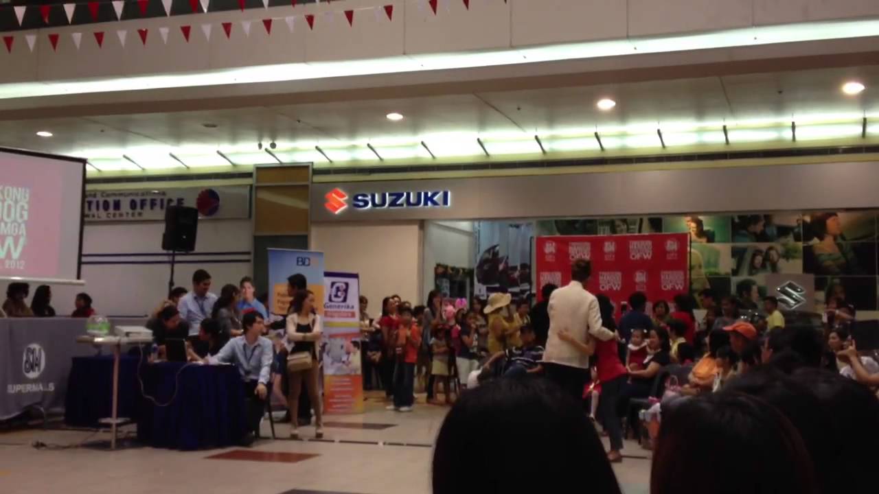 Myrus sings 