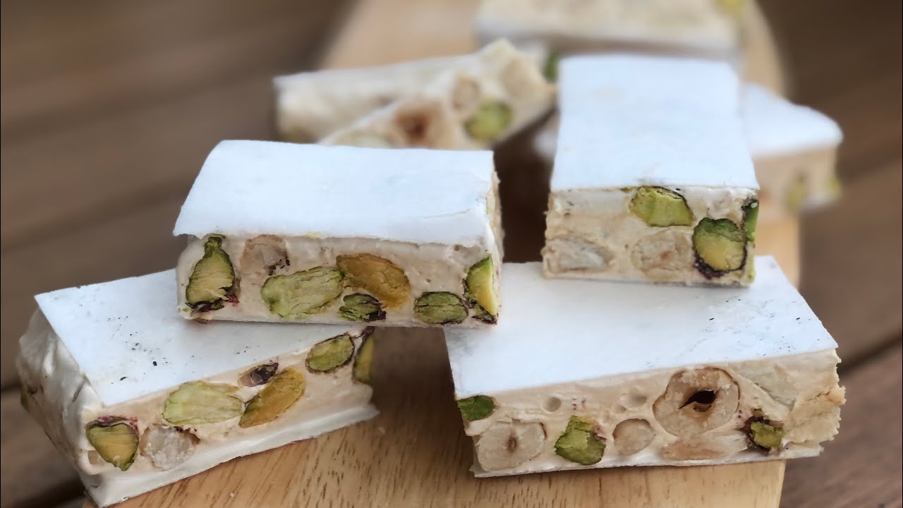 TORRONE MORBIDO BIANCO perfetto per le feste natalizie! Si scioglie in bocca! ricetta FACILE