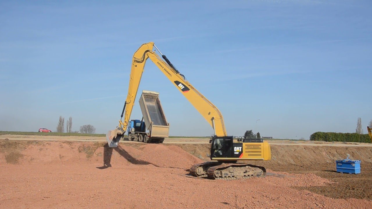Caterpillar 340F Longreach excavator - Derks Bemmel