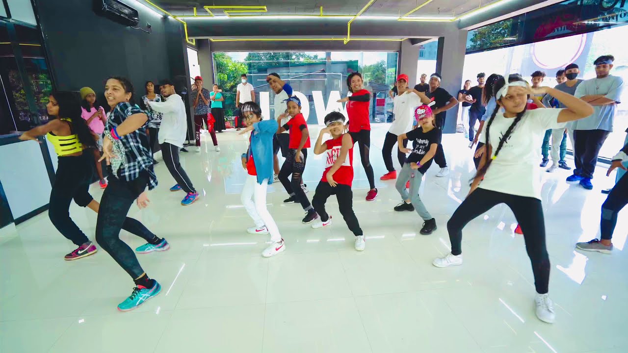 Naza- MMM afro dance - IDW opening workshop || Island Stompers