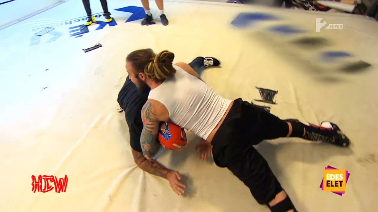 Curtis és GwM kipróbálják a pankrációt (TV2 Édes Élet 2015)