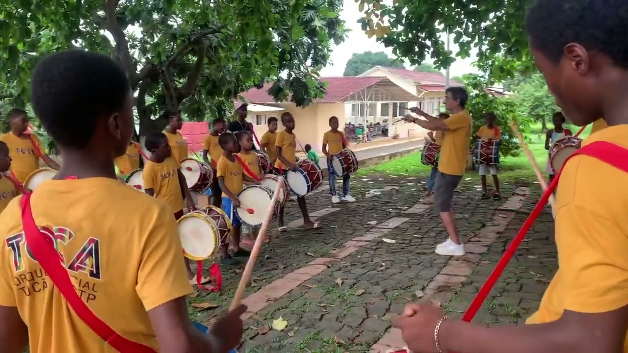 Ensaio Orquestra Social Toc&aacute; Rufar de S&atilde;o Tom&eacute; e Pr&iacute;ncipe2 novembro