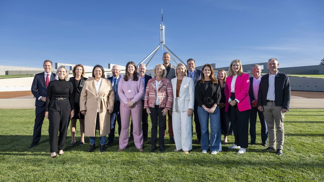 Labor left to go &lsquo;mad&rsquo; in parliament