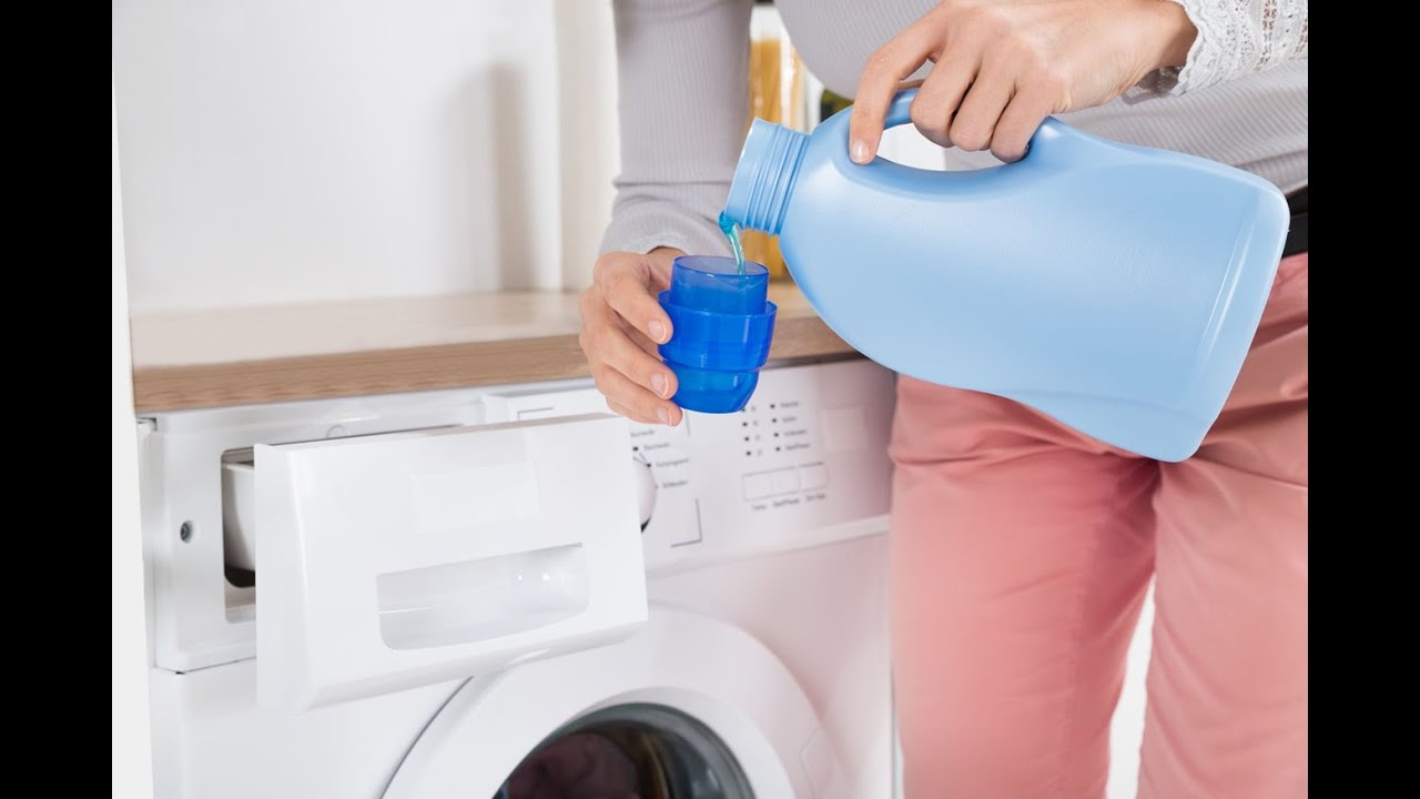 Atat de albee nu ai avut rufele niciodata!!Fac un detergent lichid complex pentru rufe