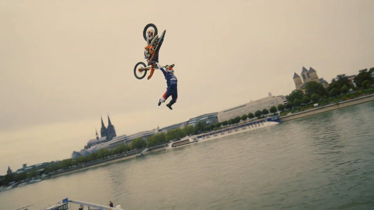 Motorcross Freestyle with Red Bull athlete Luc Ackermann