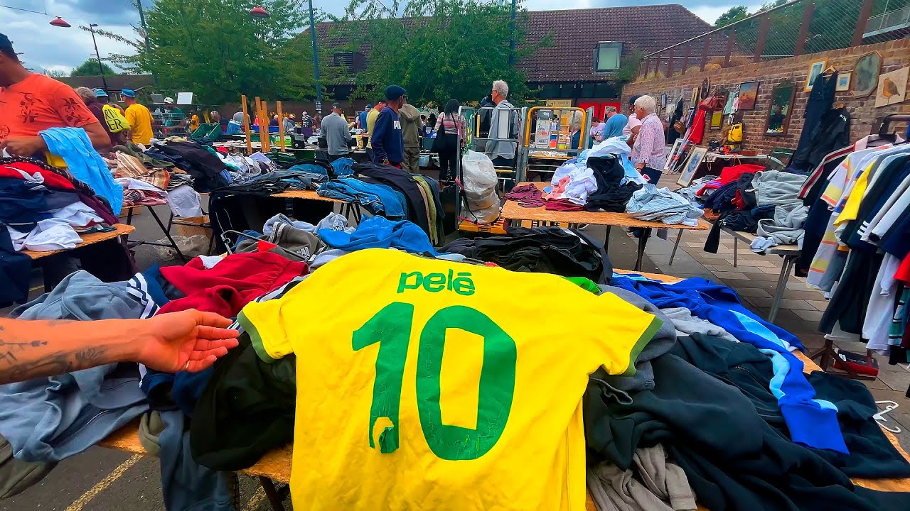 GARIMPAMOS UMA CAMISA DO PELÉ NO BRECHÓ DE RUA EM LONDRES