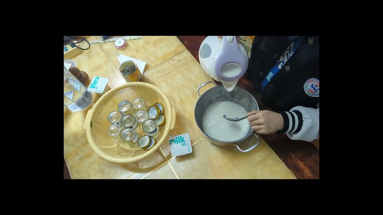 How to make yogurt - Làm sữa chua tại nhà.