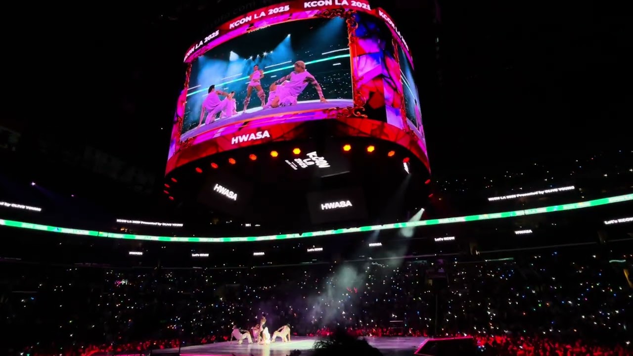 Hwasa - Solo Stage NA, Maria and Mamamoo Medley Kcon LA 2025 03/08/2025