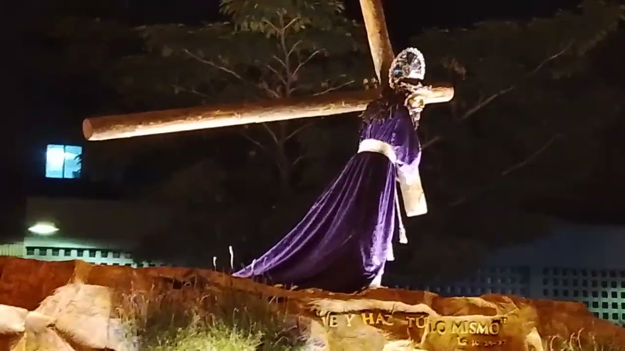 MADRE HE ALLI A TU HIJO🎼🎵 Señor de los milagros por la primera calles (jueves 19 feb, 2026).