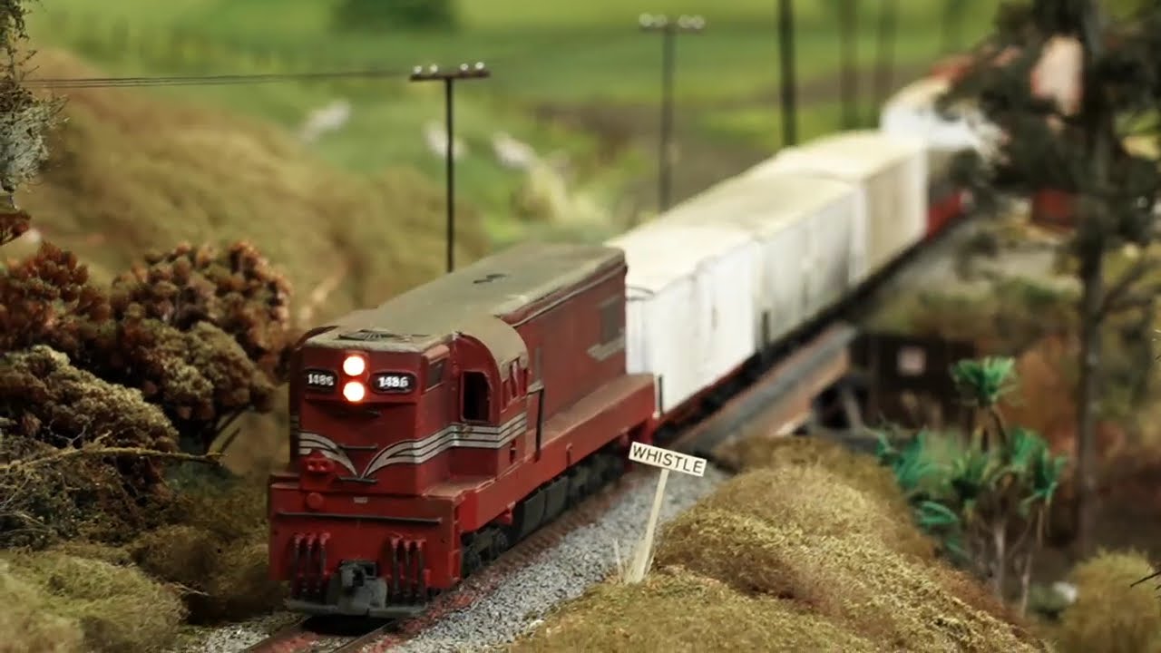 NZR layout tours - Helensville Railway Station Museum Trust - 1:64