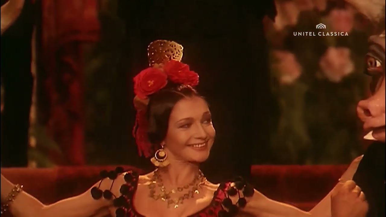 Ekaterina Maximova and Vladimir Vasiliev in Franco Zeffirelli's La traviata (1982)