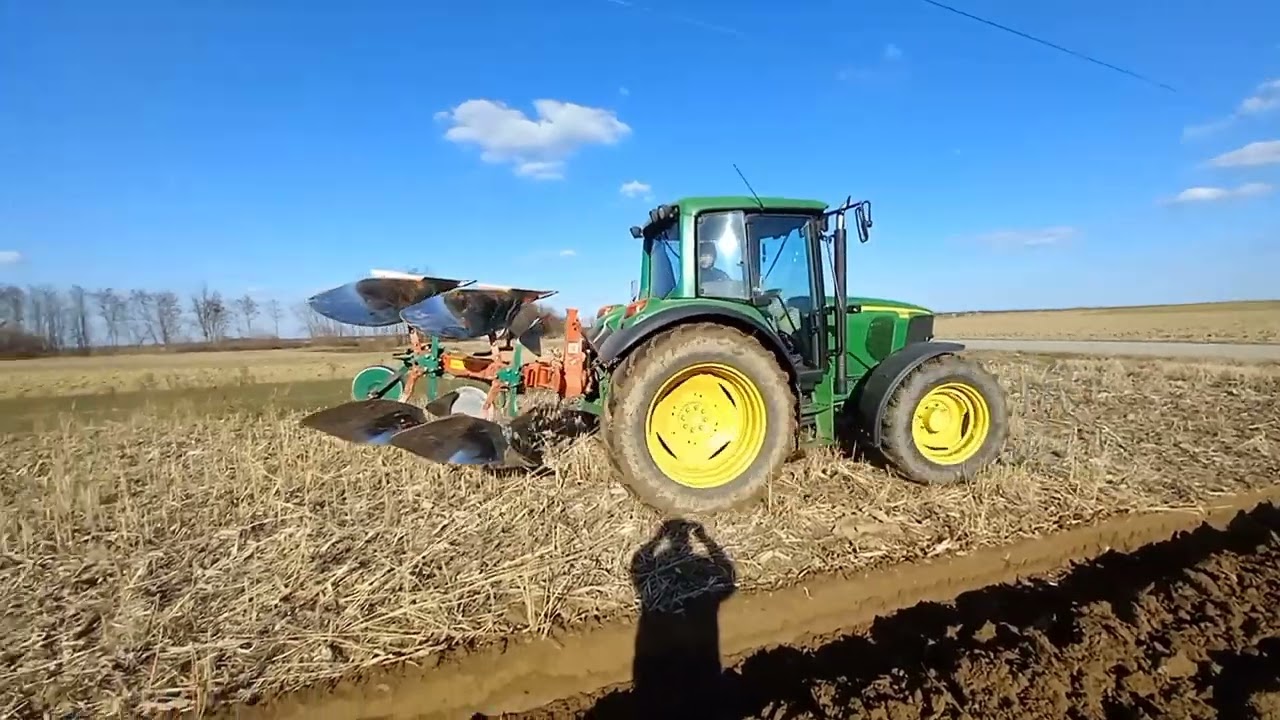 JOHN  DEERE   6220    Kverneland  VD 85   Engine  sound      ploughing    orka  orba   szántás