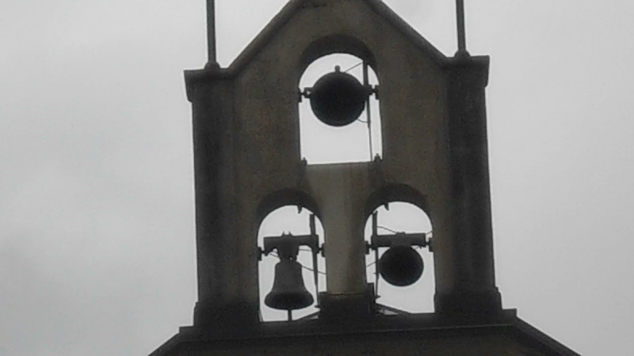 Cjampanes dal Vuessari di Timàu, Paluçe (Udin) Campane dell'Ossario di Timau, Paluzza (Udine)