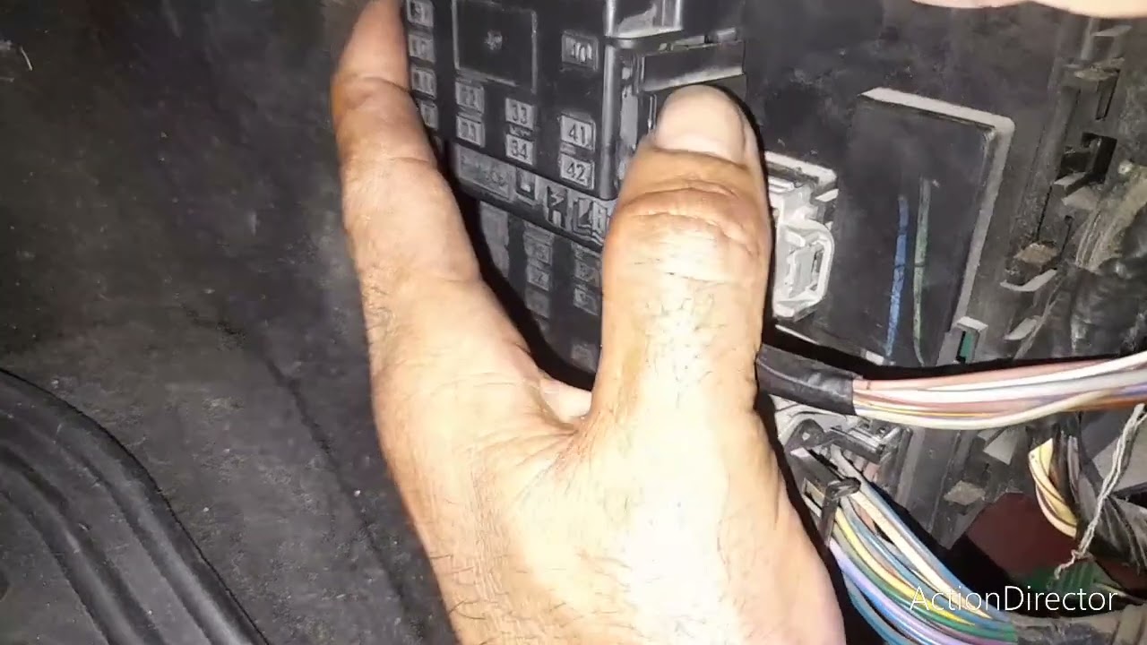 cual és El fusible dela radio Ford 150 xlt 2011