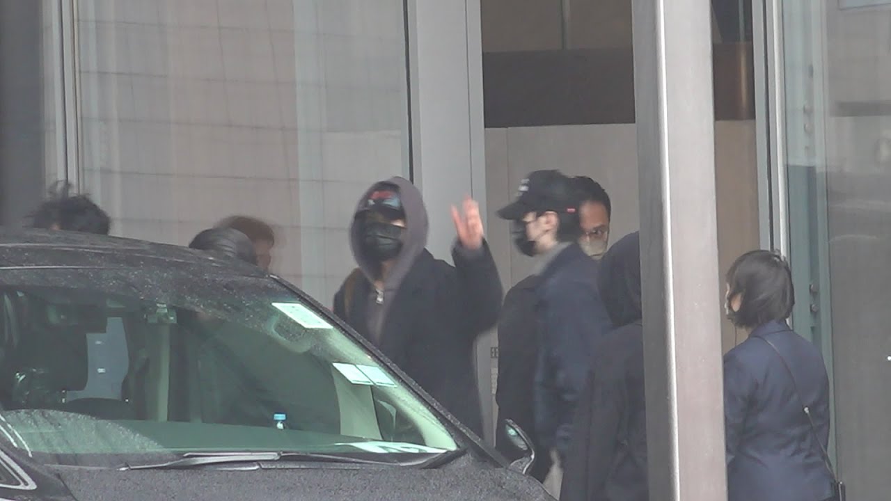 ENHYPEN (엔하이픈) 香港空港 Hong Kong Airport Arrival 20260131 (Incheon | Korea→Hong Kong)