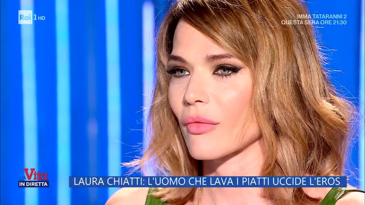 Laura Chiatti: l'uomo che lava i piatti uccide l'eros - La Vita in Diretta 02/05/2023