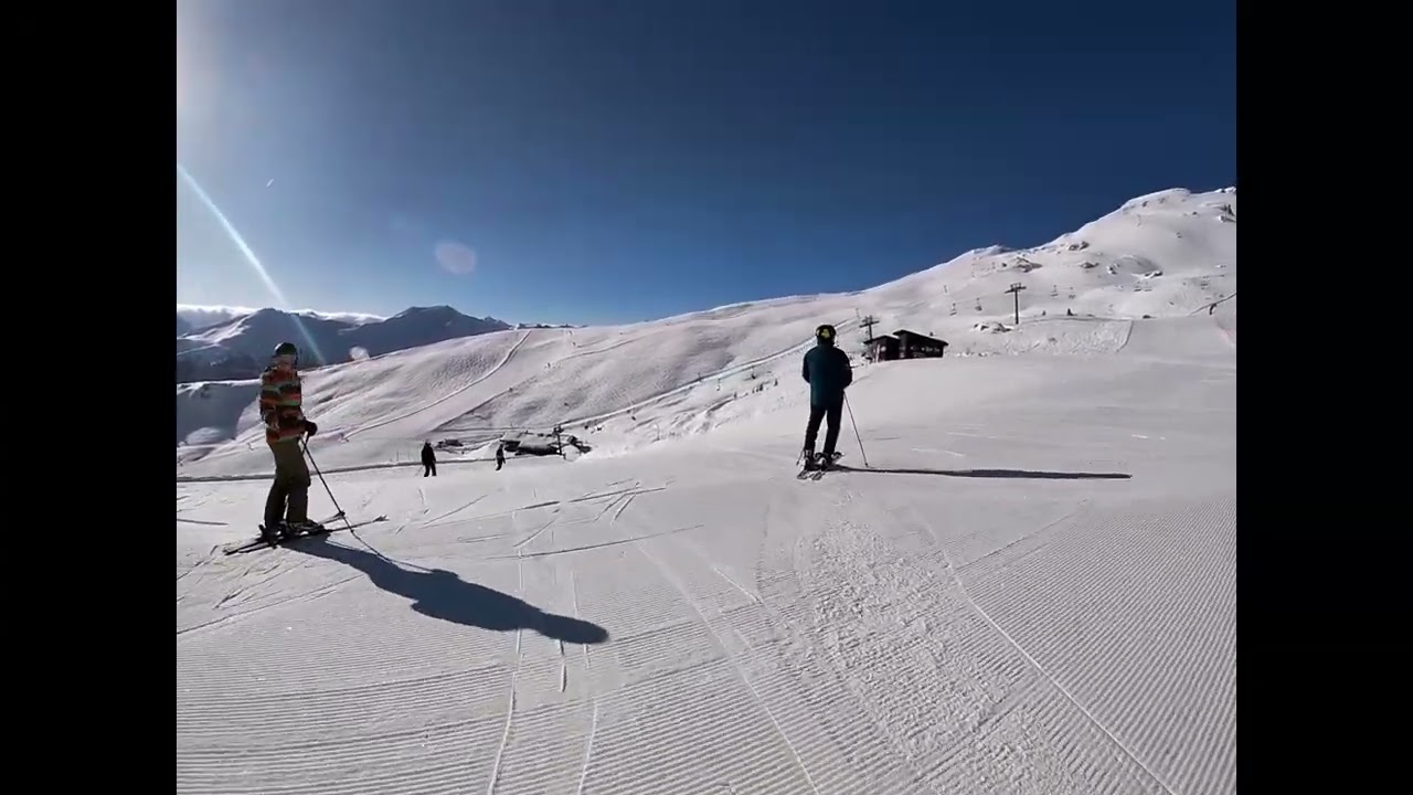 Skiing from the top of Schlossalm Gondola in Bad Hofgastein