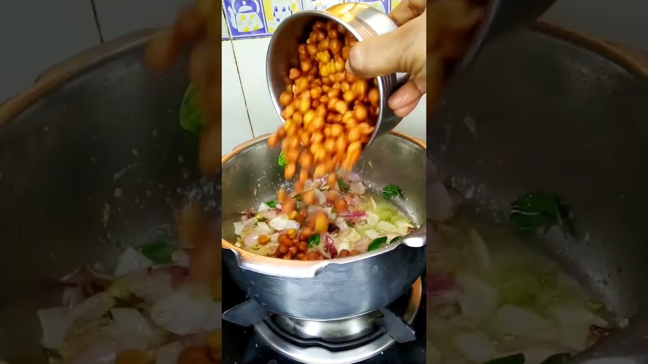 😋கறி குழம்பு சுவையில் கொண்டக்கடலை குழம்பு செம்ம ருசி!!! Sundal kuzhambu👌Kadali Gravy #kadalaicurry 👇