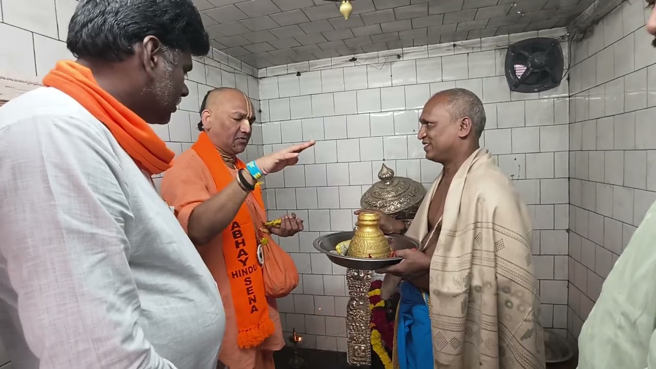 చాగల్లు లో వివి వినాయక్ డైరెక్టర్ గారి ఊరిలో 