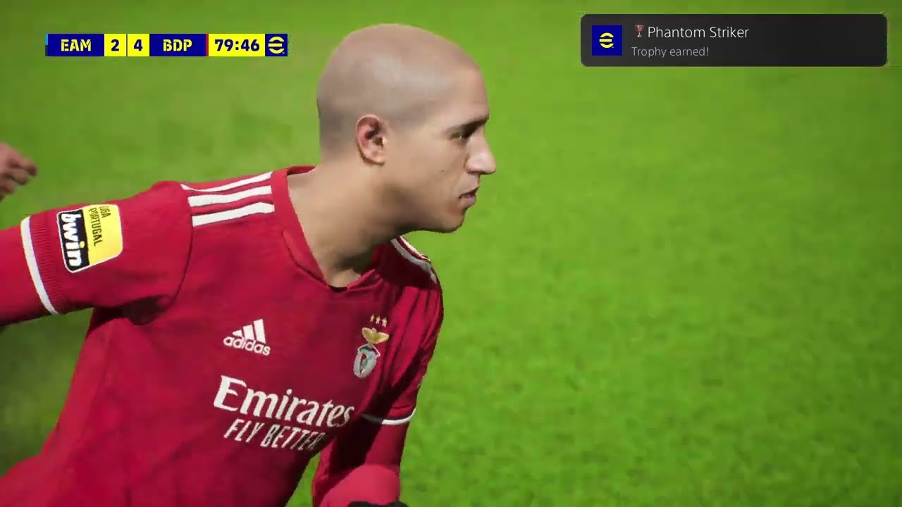 eFootball 2022 Roberto Carlos Stunning goal @play_efootball @SpoonyPizzas