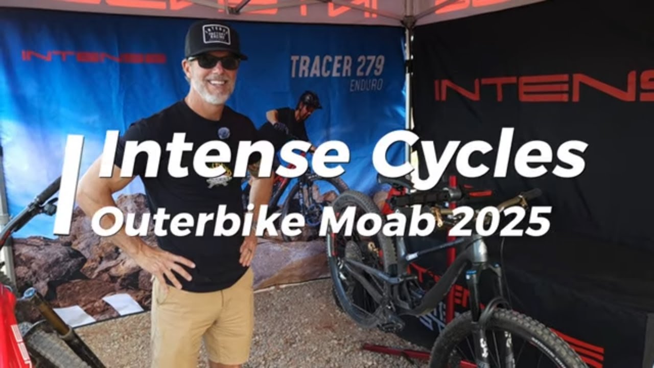 Интенсивные велосипедные гонки на Outerbike Moab 2025