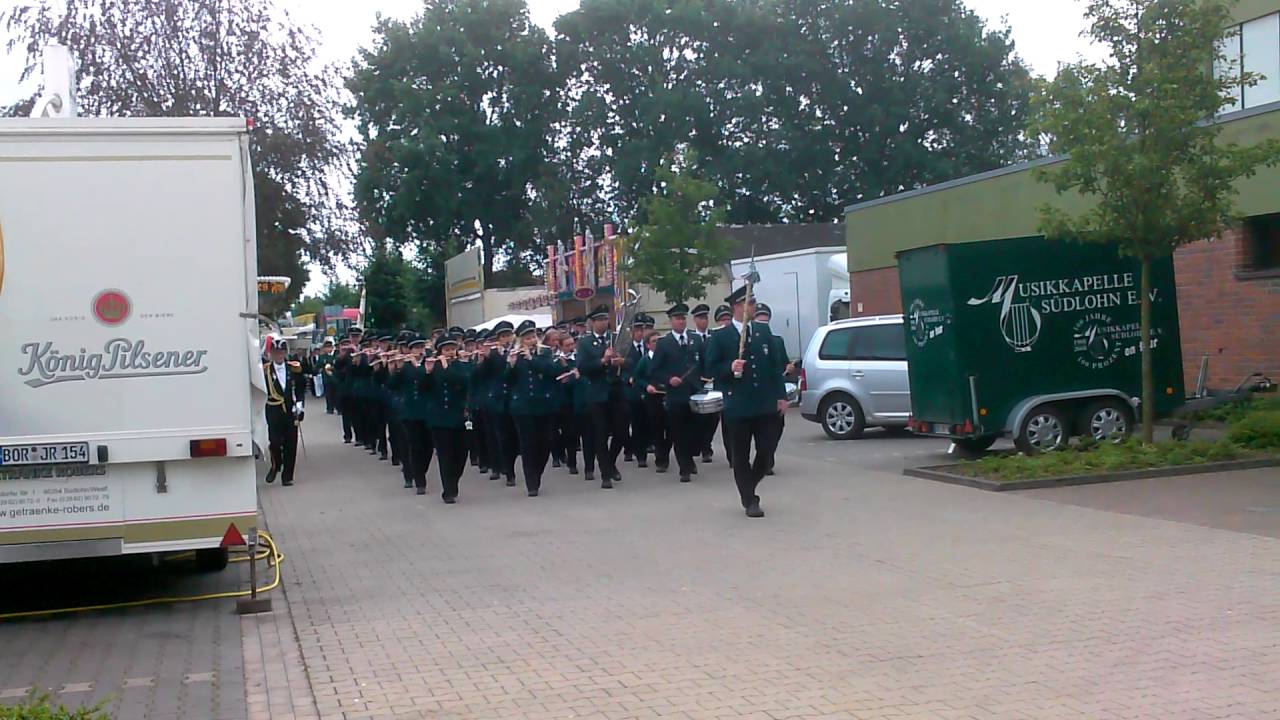 Einzug der Parade beim Schützenfest in Oeding!